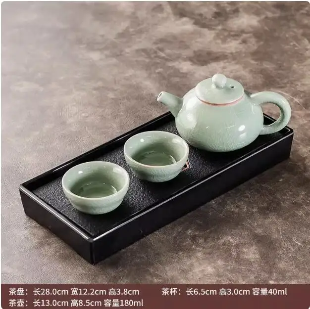 Kung Fu theeservies met theeblad, eenvoudige moderne theepot, Japans, hotelkamers, slaapzaal, thuis