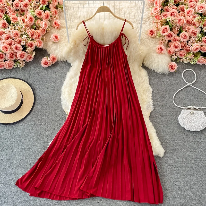 

New Long Pleated Dresses Women Sexy Backless Split Spaghetti Strap Dress Ladies Sleevess A Line Large Hem Seaside Beach Vestidos