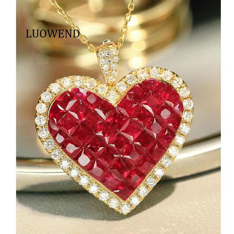 LUOWEND 100% 18K Yellow Gold Necklace Romantic Heart Shape Shiny Diamond Natural Ruby Pendant Necklace for Women Fine Jewelry