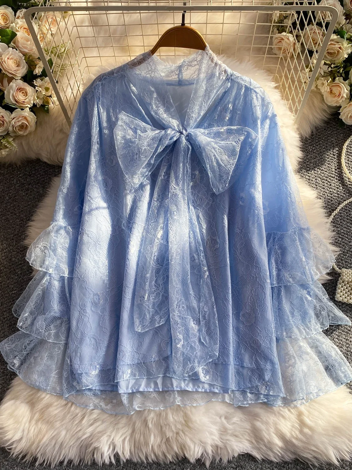 

Elegant Knot V-neck Bell Sleeve Shirt Women's Summer Design Fairy Lace Base Top Korean Style Loose Fit Long Sleeve