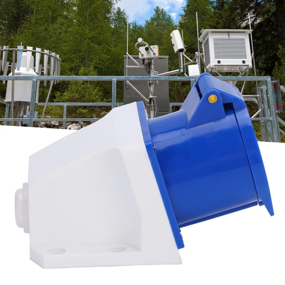 

Durable 32A-123 Industrial Power 3 Cores Brass 3‑Pin Industrial 220-250V IP44 Single‑Phase Industrial Power Industry