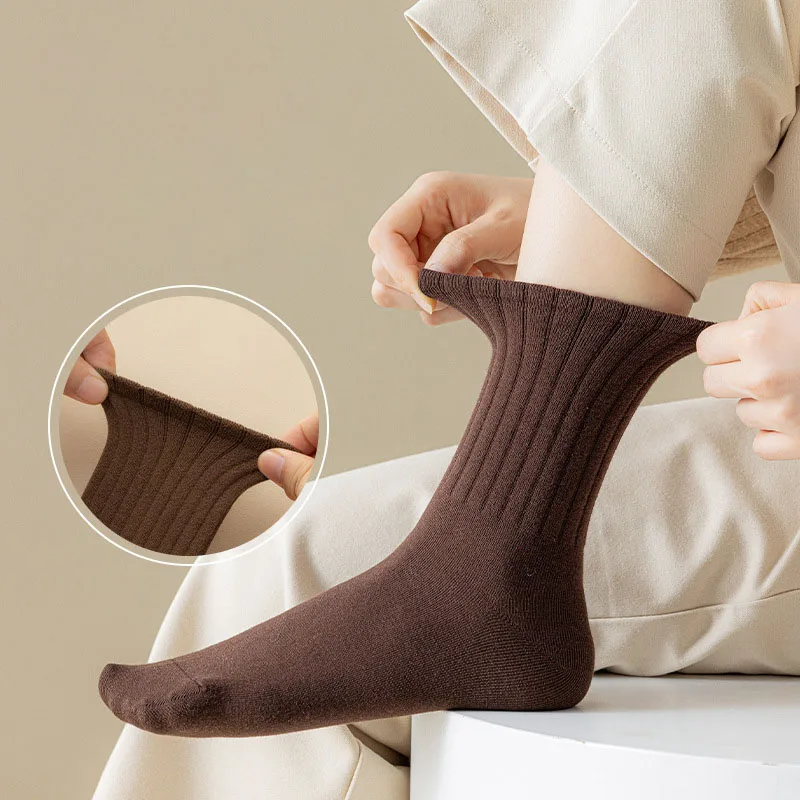 Autumn And Winter Socks Women'S Cotton High Rubber Band Warm Sports Socks Versatile Plain Simple Japanese Stockings