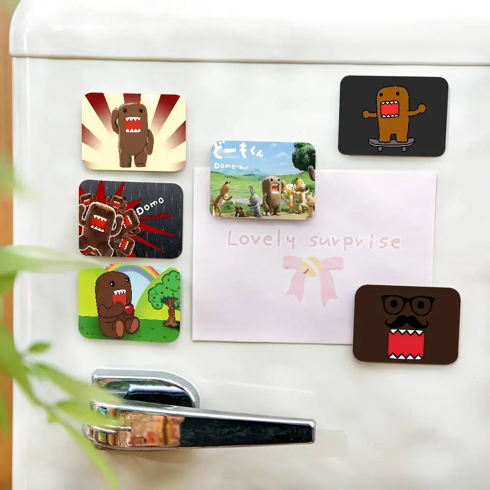 Cute Domo-Kun Refri…