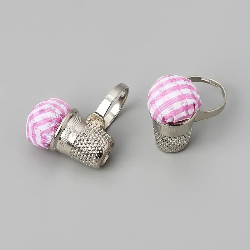 1pc Sewing Kit Type of DIY Sewing Tool of Thimble + Ring Pin Cushion for Needlework, Handcraft