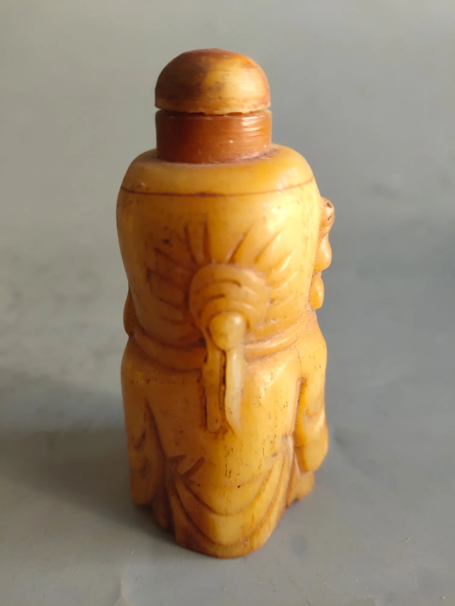 Collection Ornaments China Old Hand Carved God of Longevity   ox bone Snuff Bottles Family Decoration Home Gift