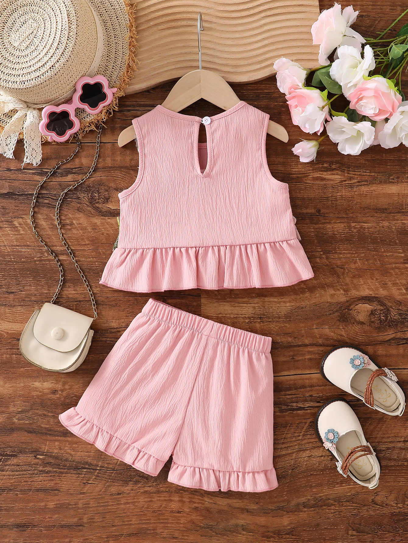 2-Piece Set for Baby Girls, Summer Thin Shorts Outfit, Simple Three-Dimensional Flower Decoration, Round Neck Sleeveless Pullover Top + Matching Elastic Waist Pants, Cute and Fashionable Children's Clothing, Newborn First Birthday Gift, Comfortable and Soft, Suitable for 0-1-2-3 Years Old, 6-9 Months, Suitable for Outdoor, Casual, Party, Festival Gift