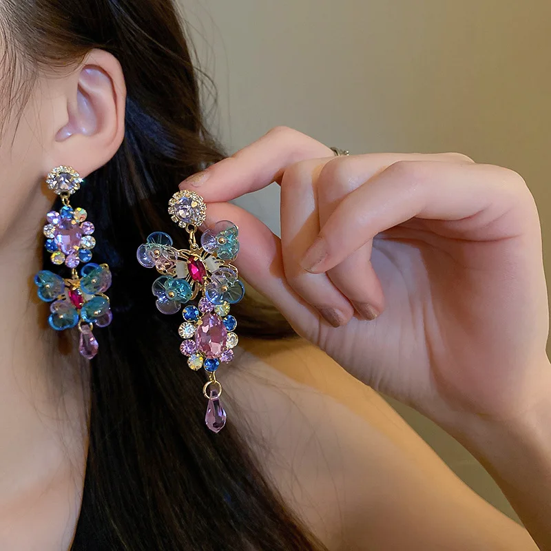 DREJEW Silver Needle Asymmetrical Diamond-encrusted Crystal Flower Earring for Women 2026 Bohemian Design Jewelry Gifts