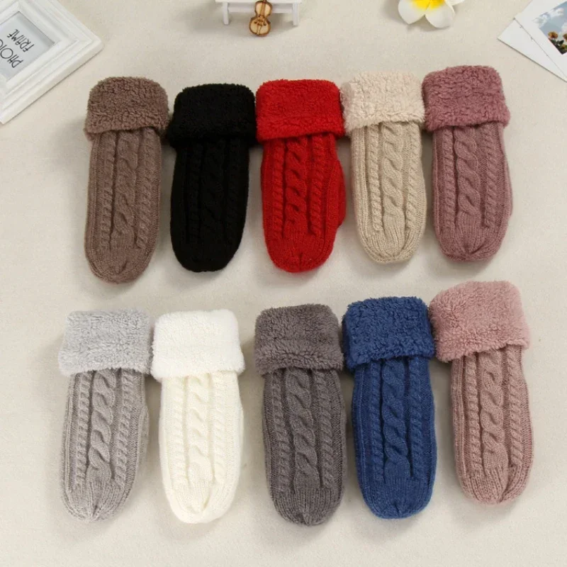 Women Fashion Knit Twist Flowers Mittens Winter Female Wool Plus Cashmere Velvet Thickening Warm Full Finger Gloves  Work Gloves