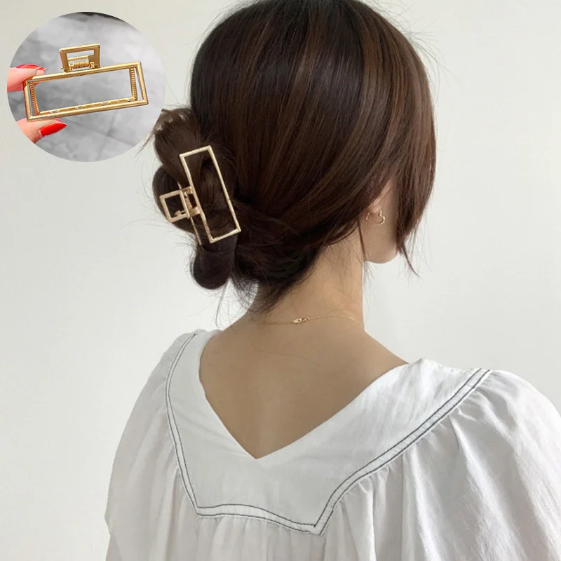 2024 Korean New Claw Barrettes For Women Fashion Girl Metal Geometric Hollow Out Headwear Accessories Crab Hair Clip