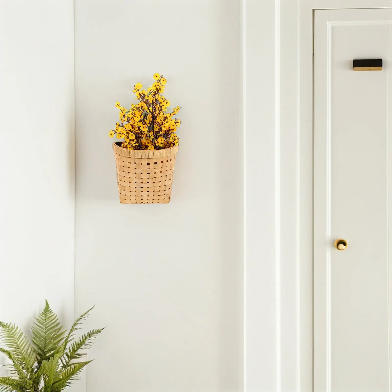 Handwoven Bamboo Hanging Basket Decorative Planter Wall Flower Pot Stand Entryway Kitchen Storage Organizer Wall Mounted Basket