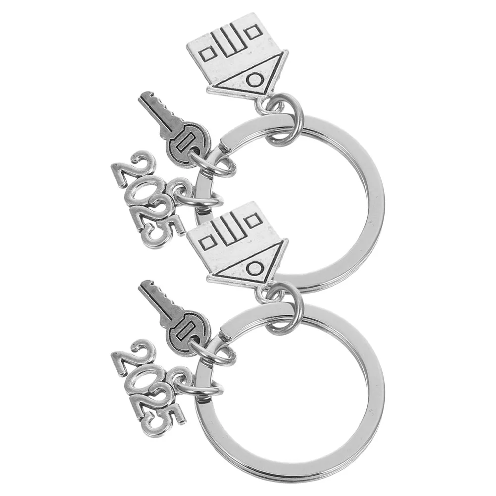 

2pcs Housewarming Keychain Modern Zinc Alloy Portable Pendant New Home Accessory Miniature House Decorative Gift