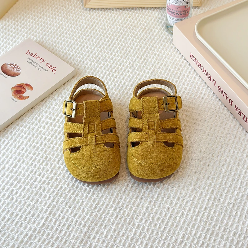 Sandalias de verano de cuero de ante para niños, zapatos de playa transpirables con tiras, zapatos planos de corcho para niños pequeños, zapatos planos informales de moda