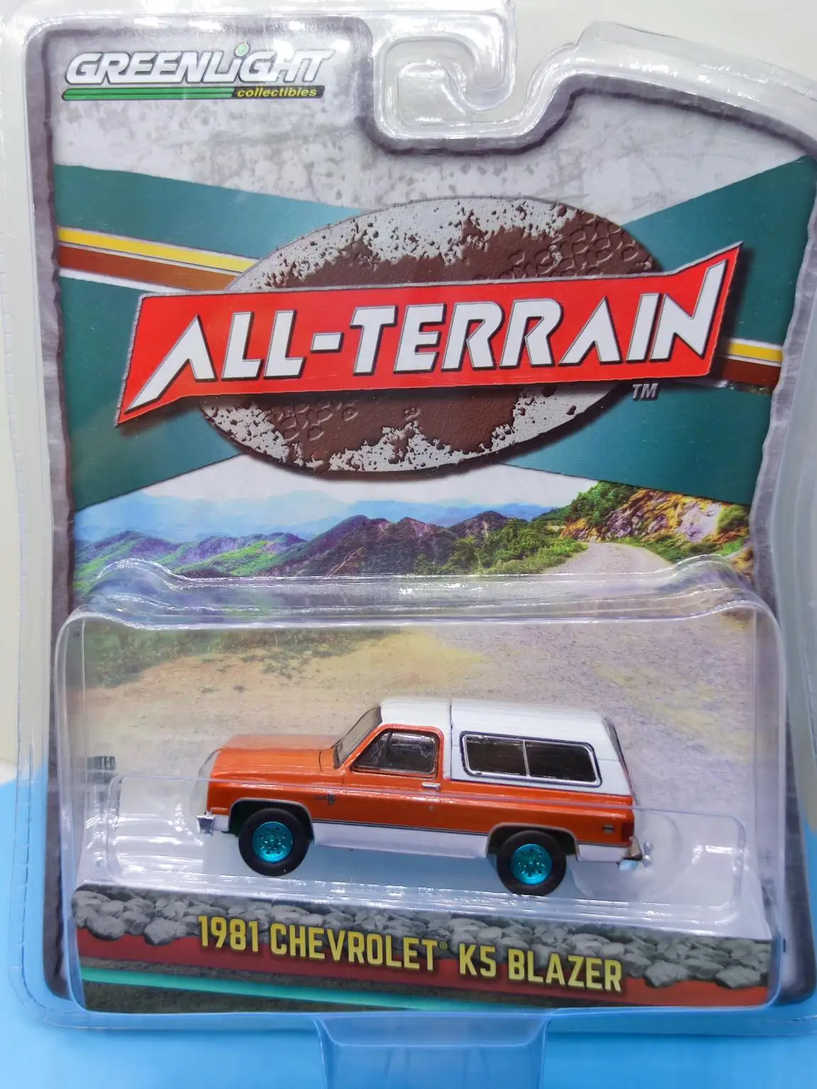 

GreenLight 1:64 1981 Chevrolet K5 BLAZER Green Edition