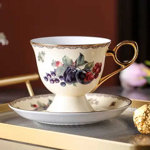 프랑스 수확 차 컵 프놈펜 차 컵 접시 블랙 커피 컵 세트 뼈 중국 차 도구 Coffeeware 유리 컵 차 세트 Best5