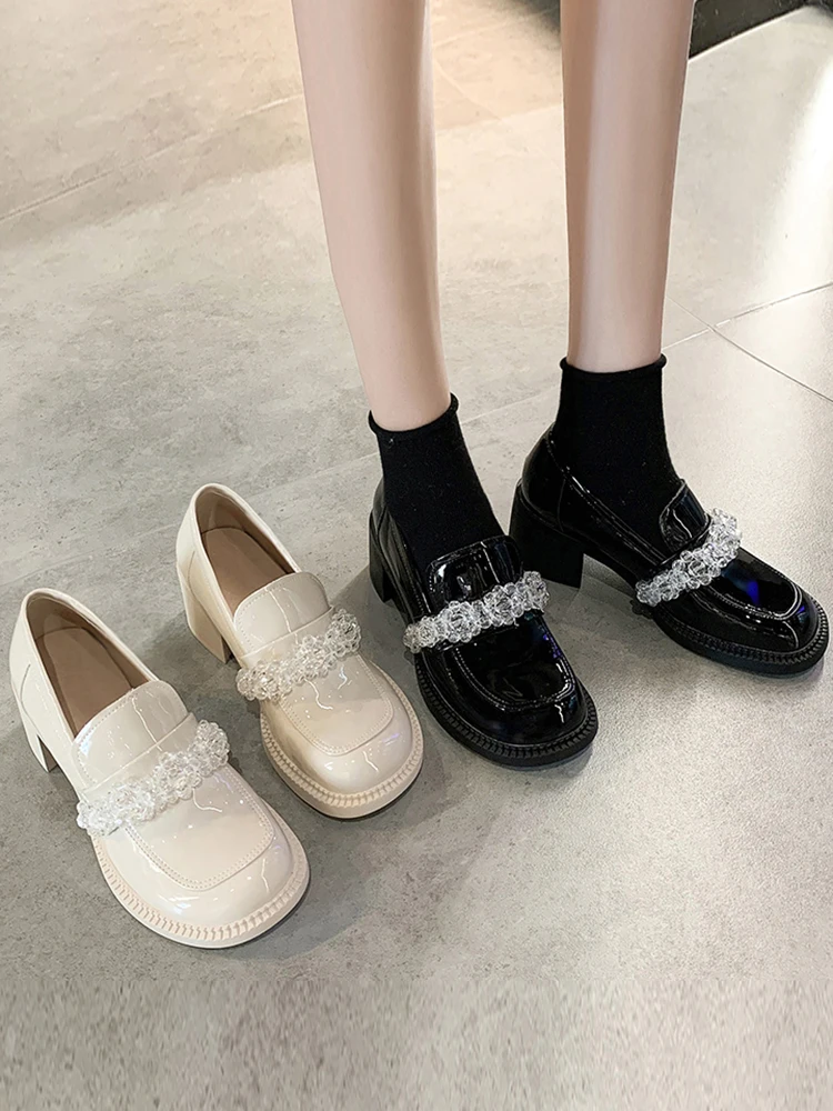 British Style Slip On Shoes For Women White Sneakers Clogs Platform Loafers With Fur Square Toe Oxfords Female Footwear Preppy S