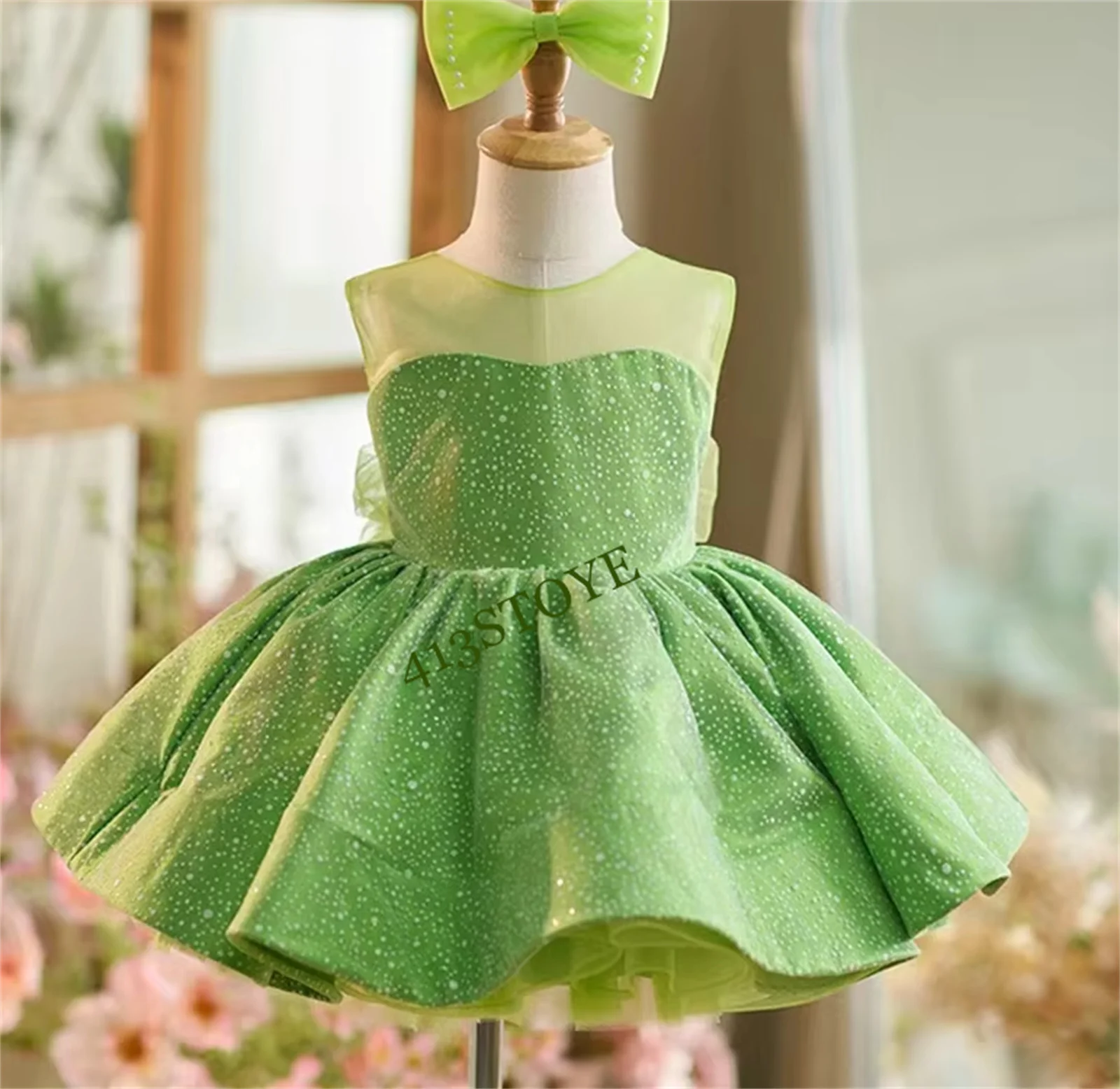 Maßgeschneidertes grünes ärmelloses Blumenmädchenkleid, knielang, Prinzessin, Baby, Hochzeit, Geburtstag, Party, Urlaubskleid