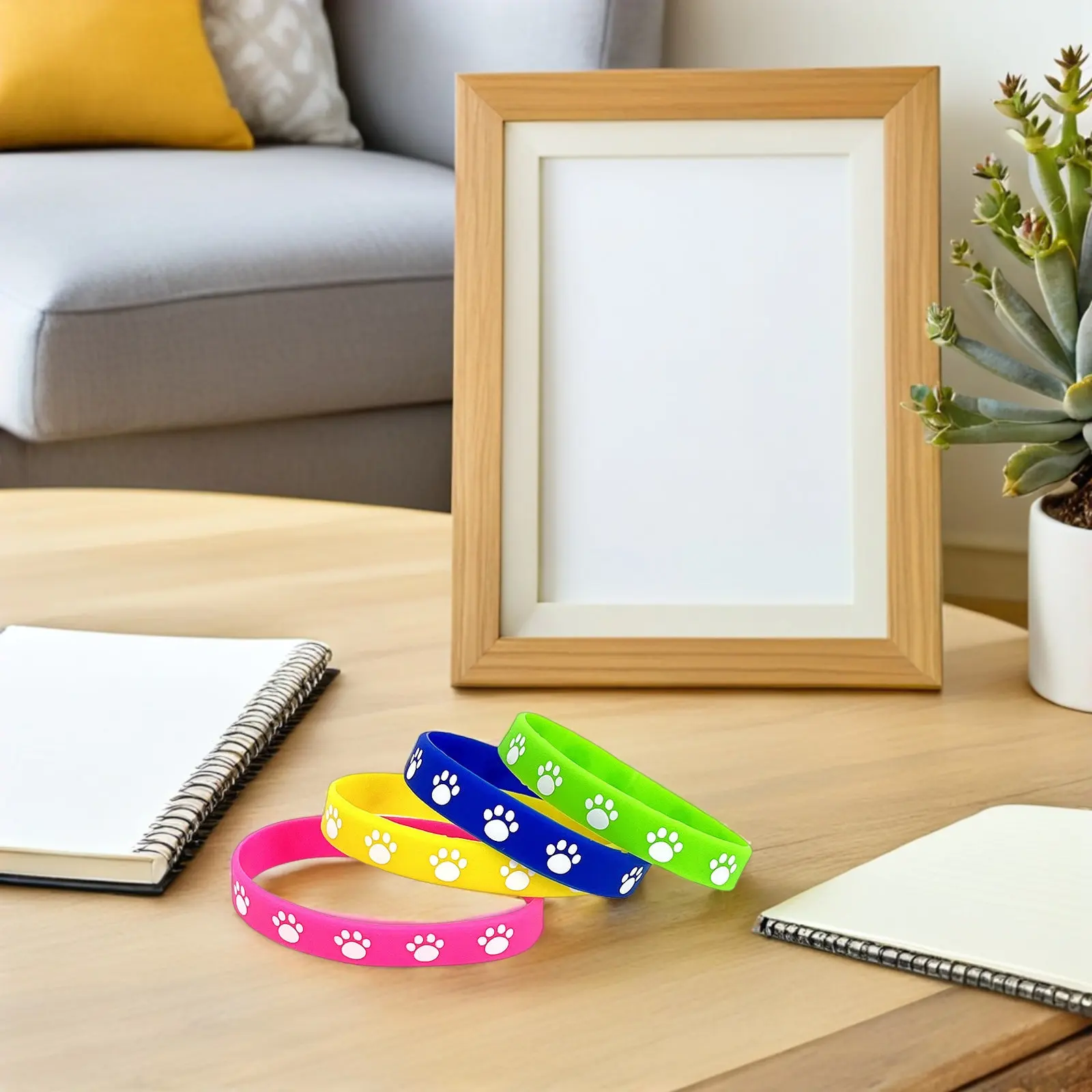 

Набор из 32 силиконовых браслетов в форме собачьих лапок, мягкие резиновые браслеты, водонепроницаемые, для вечеринок, дней рождения, наполнители для подарочных пакетов для животных