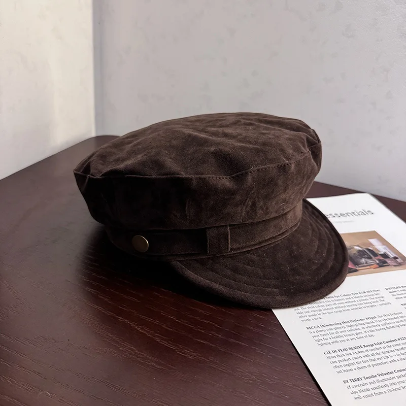 قبعة النحل على الطراز البريطاني للفتيات قبعة النمل ذات نجمة من جلد الغزال الراقية