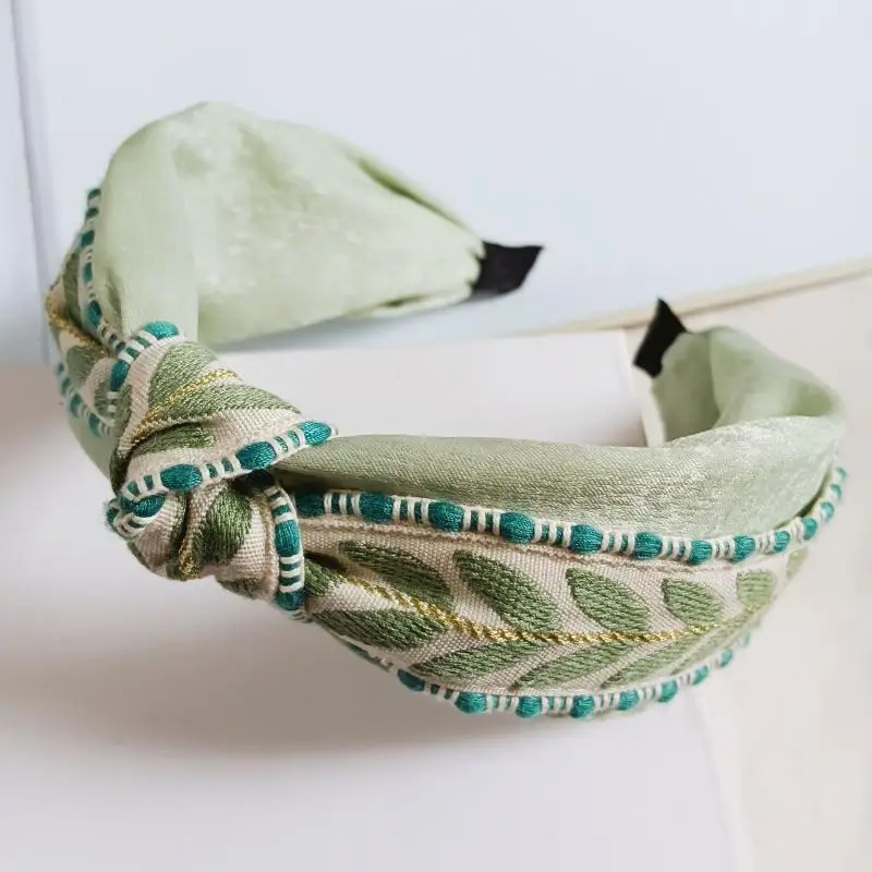 Damen Boho-Stirnband mit Stickerei - Breites Ethnisches Blumen-Haarband, Elegantes Schlichtes Haaraccessoire für den Alltag – Detail 6