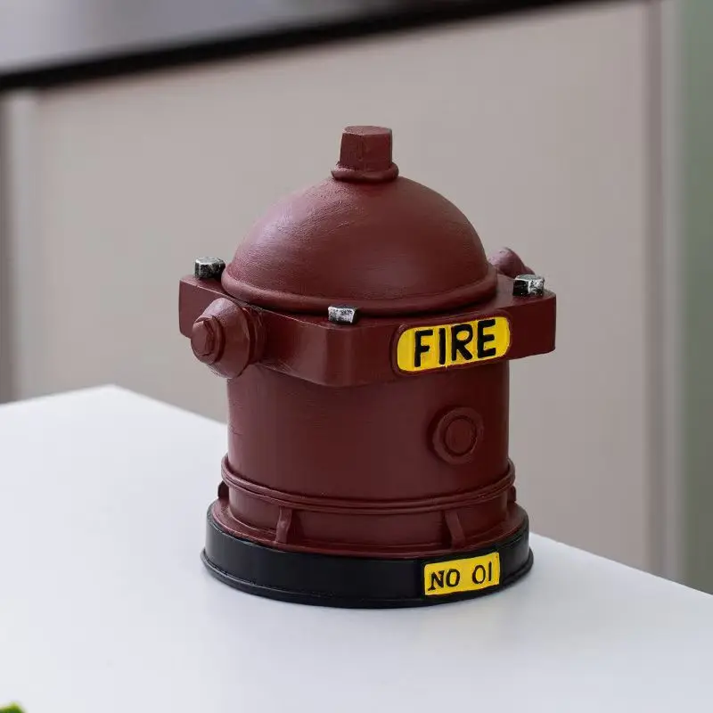 Creative Fire Hydrant Resin Ashtray With Lid Ins Retro European Fashion Boyfriend Father Gifts High-end Desktop Decoration