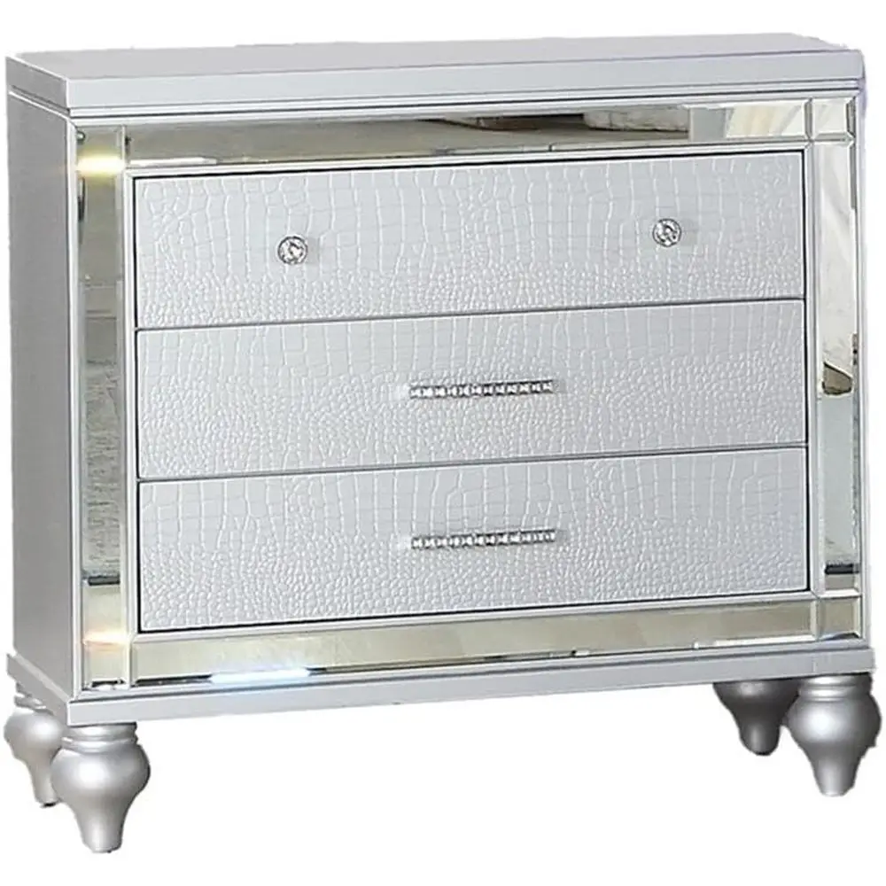 

Sterling Mirror ed Nightstand Made with Wood in Silver