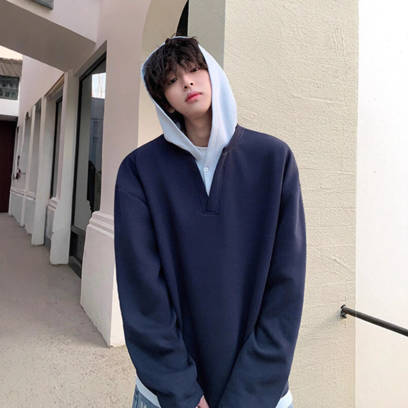 

Uniesx Hoodies Autumn Fake Two Piece Navy Blue V Neck Sweatshirt Man Women Color Block Hooded Jacket Oversize Outer Wear Top