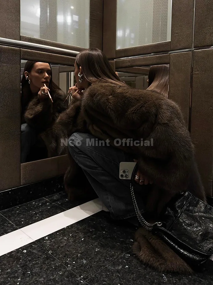 Neo Mint 2024ฤดูหนาวWarm Fluffy Gradient Eco Fur Jacketผู้หญิงหรูหรายาวFaux Fox Fur Coat Street Furry Outerwear Overcoat