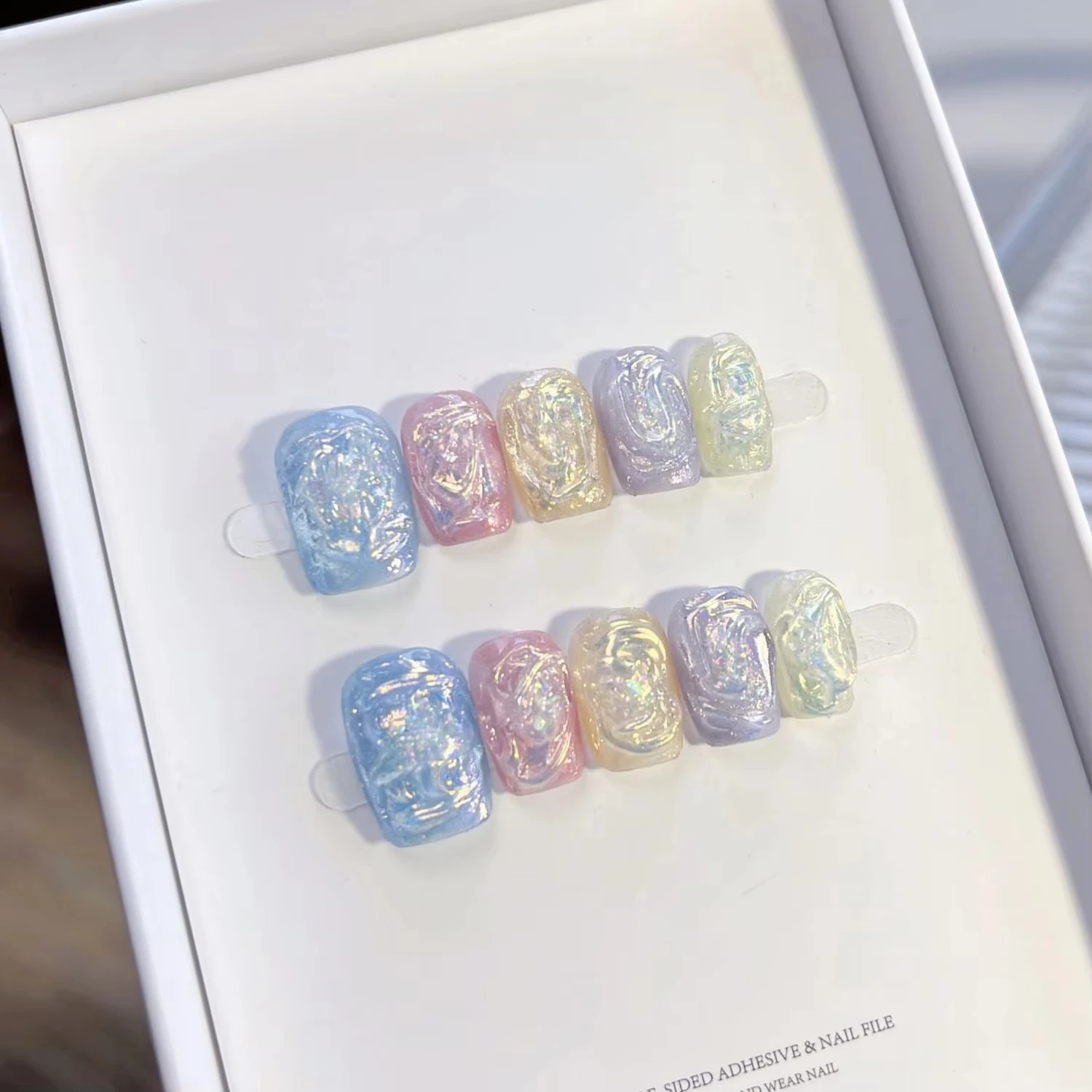 

10pcs Aurora Glass Bead Cat's Eye Handmade Nails Colorful Waves Press on Nail Dopamine Short Square Fake Nail for Women&Girl