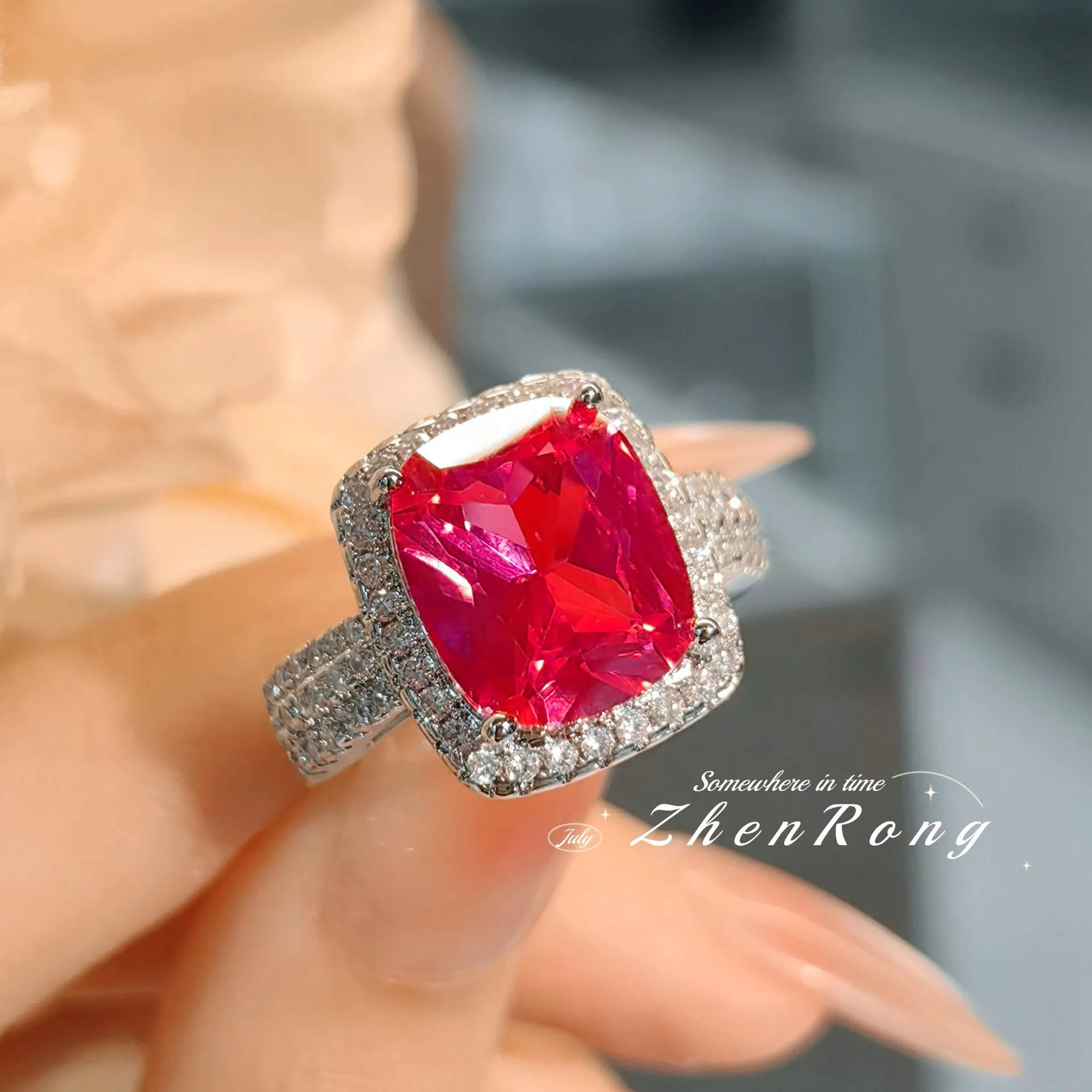 Super sparkling imitation ruby ring, retro rectangular red corundum high carbon diamond ring for women