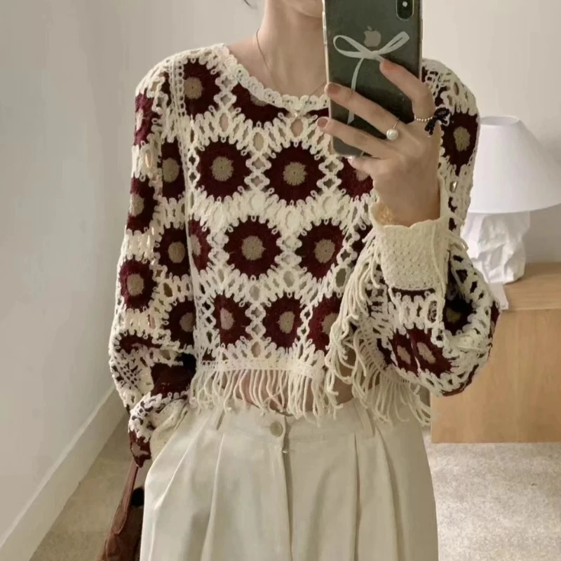 

Женский укороченный свитер в стиле бохо, вязаный крючком, с узором «подсолнух» и «бабушкин квадрат», с бахромой и кисточками по низу, рукава-фонарики, праздничный наряд