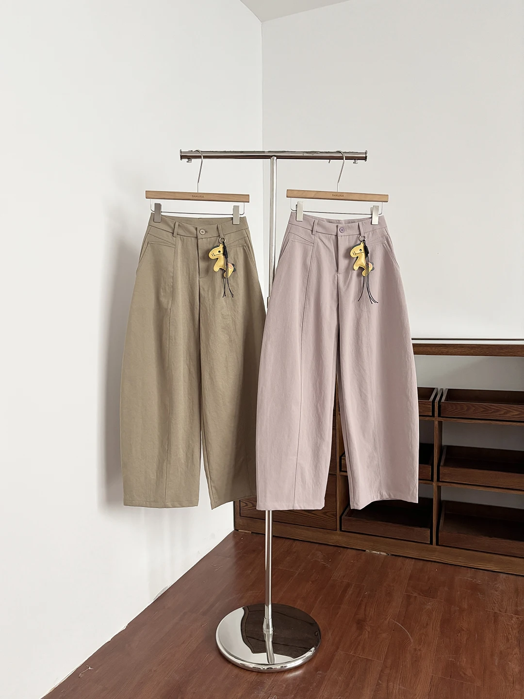 

Элегантные розовые брюки-кюлоты с изогнутым кроем, с высокой талией, прямые, женские, весенне-летние, повседневные, универсальные, в корейском стиле, укороченные (длиной 7/8)