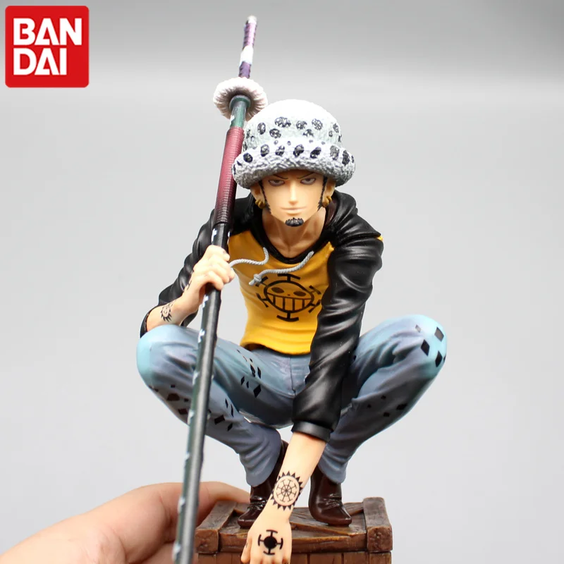 Figurines d'action de dessin animé One Piece, posture de squat, loi de l'eau Trafalgar D, le royaume de FTP, modèle d'ornement de renforcement, jouet pour enfant