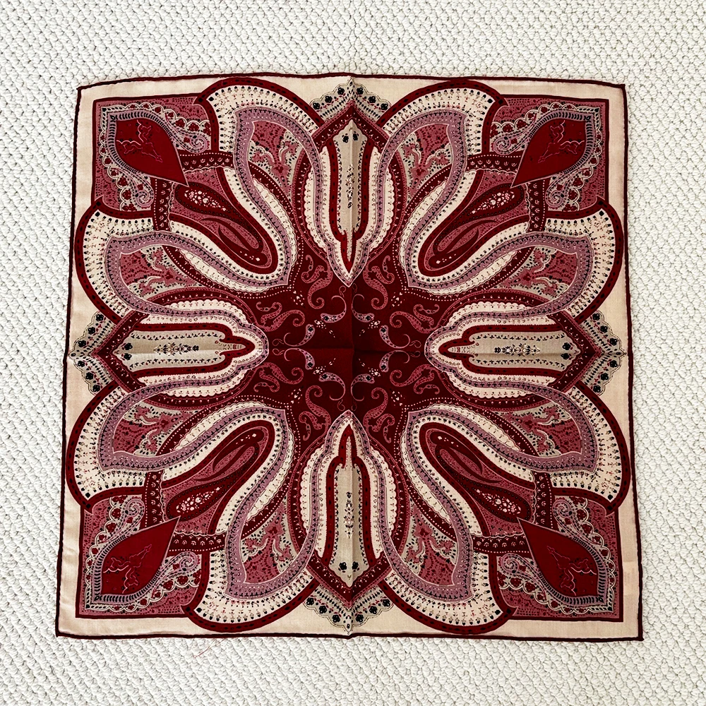 

Paisley Print Luxury Designer Wool Silk Scarf Herms Rolled Edges Shawls Scarves Bandanas Hair Neck Accessories 65cm