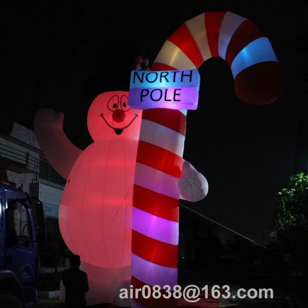 Muñeco de nieve helado inflable gigante para exteriores con bastón de caramelo, globo de dibujos animados de muñeco de nieve iluminado grande para decoración navideña