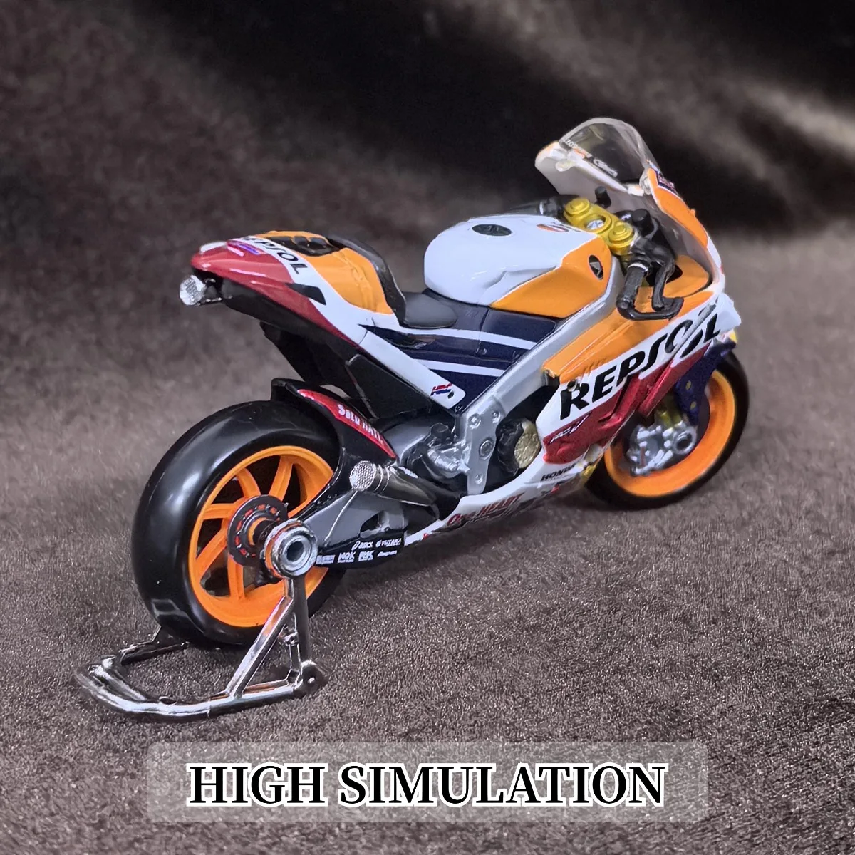 Honda RCV 2018 im Maßstab 1:18 # 26-Dos Pedrosa Mini-Motorradmodell, Nachbildung eines Auto-Miniatur-Weihnachtsgeschenkspielzeugs für Kinder