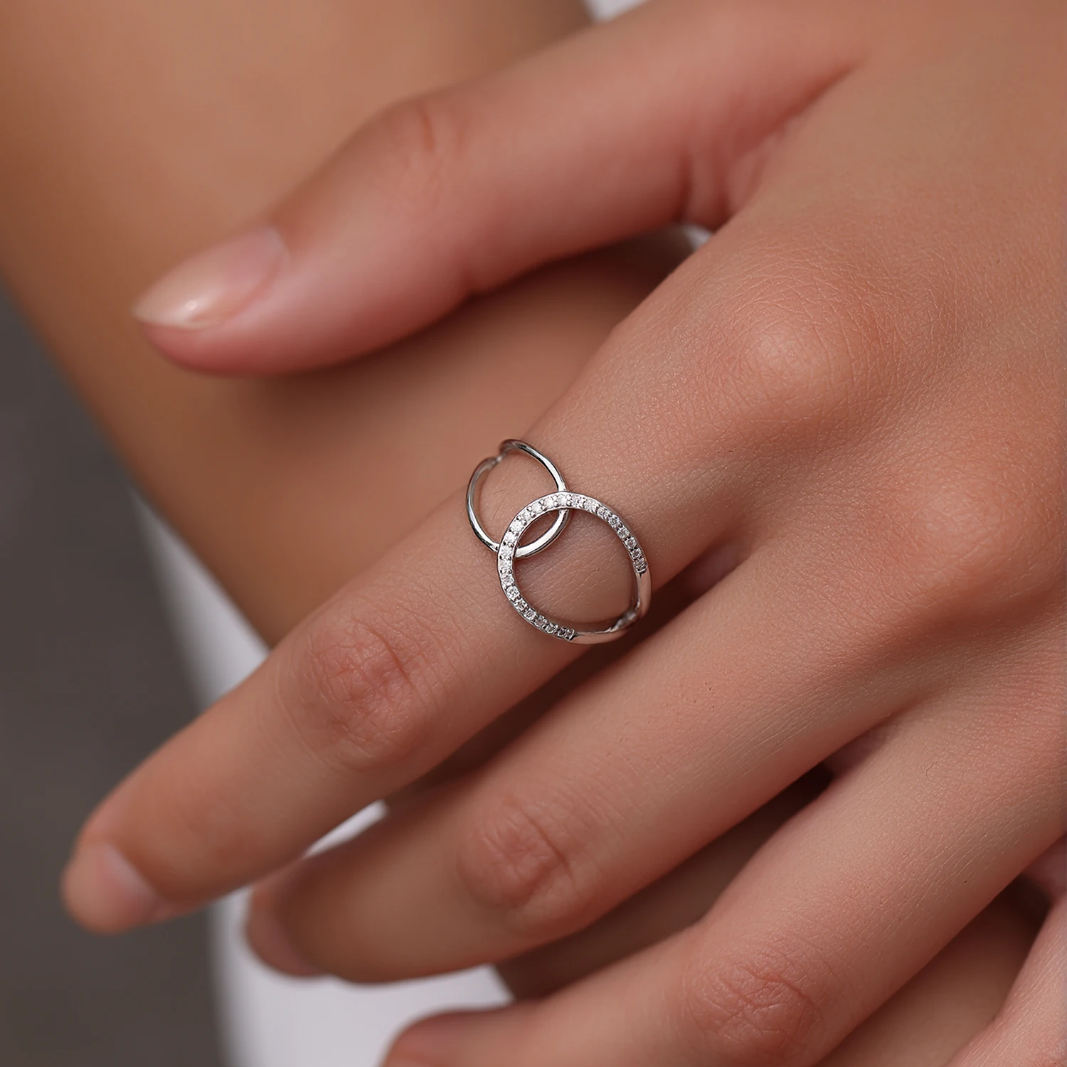 MODIAN 925 Sterling Silver Double Loop Hollow Stackable Finger Ring Trendy High-end Fine Jewelry for Women Daily Wear