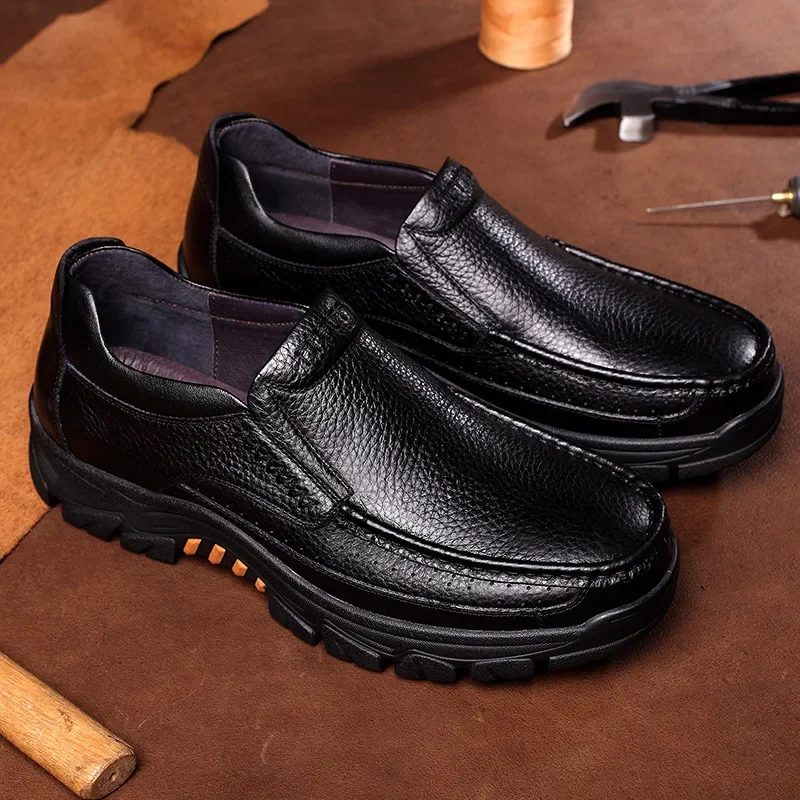 Newly Men\'s Genuine Leather Shoes Size 38-46 Head Leather Soft Anti-slip Driving Shoes Man Spring Business Dress Shoes