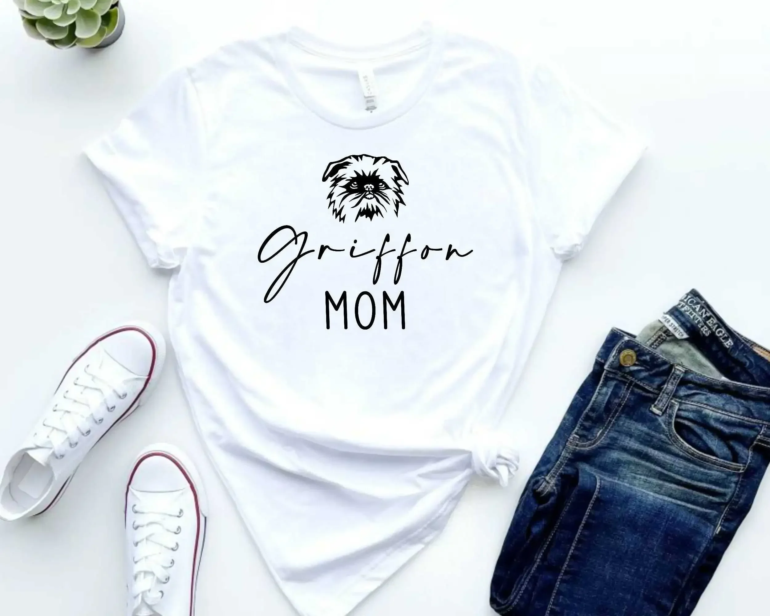 Футболка Griffon Mom с надписью 