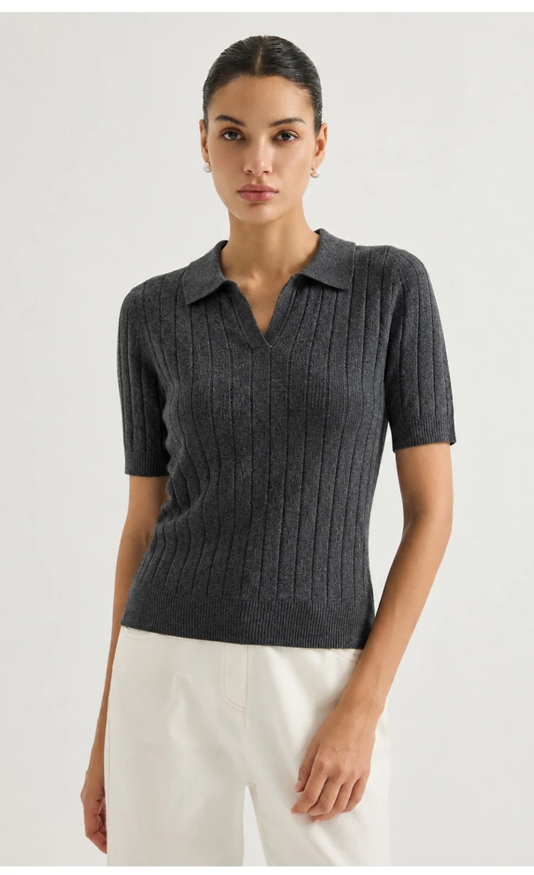 MZ62056 Damen-Pullover mit Polokragen, offenem V-Ausschnitt, kurzen Ärmeln, geripptem Strick, einfarbig, weiche Modal-Mischung, lässiges Oberteil für den frühen Herbst. – Detail 9