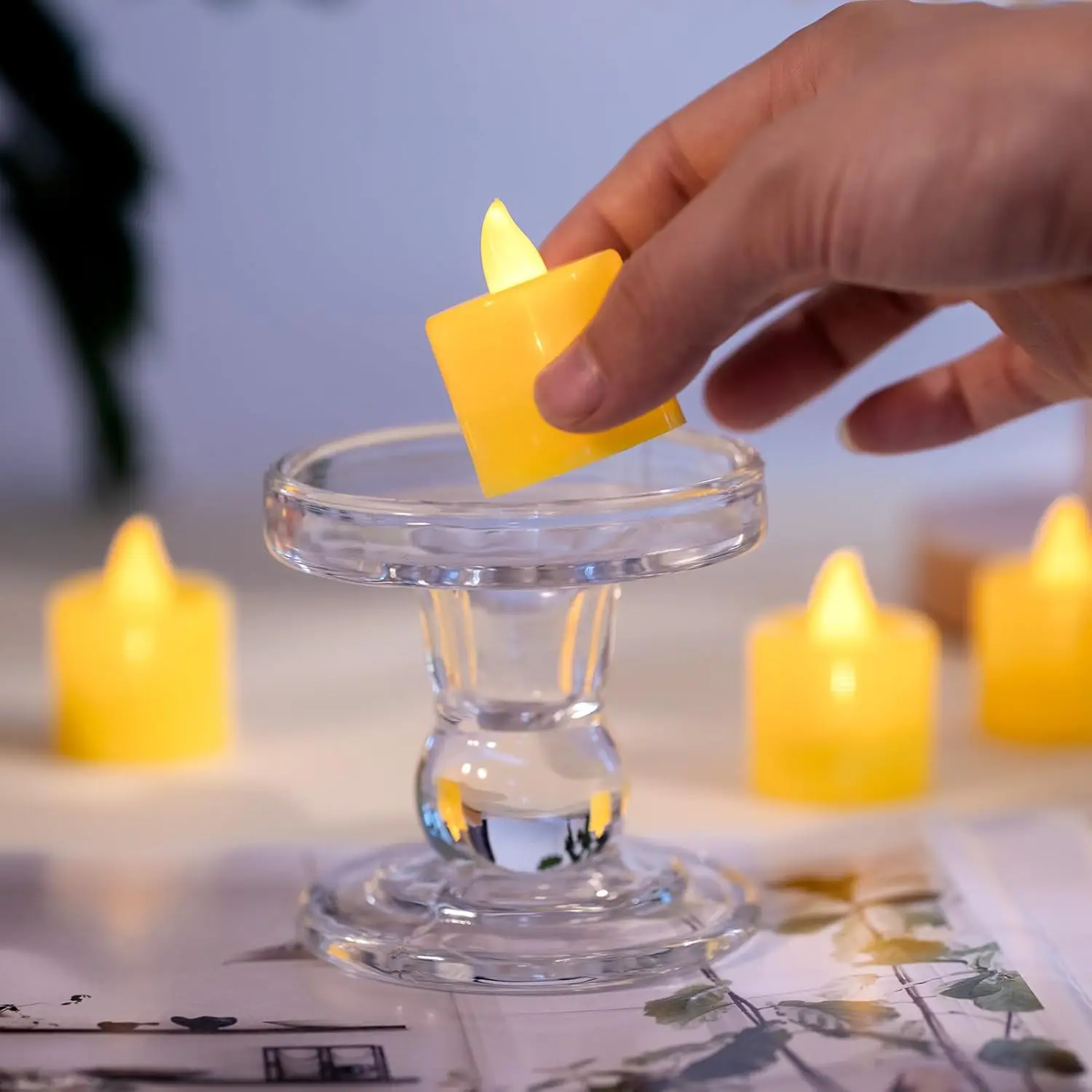 Candela LED senza fiamma Desiderio creativo Lampada da tè a LED Candela senza fiamma bianca calda Decorazione natalizia di Halloween