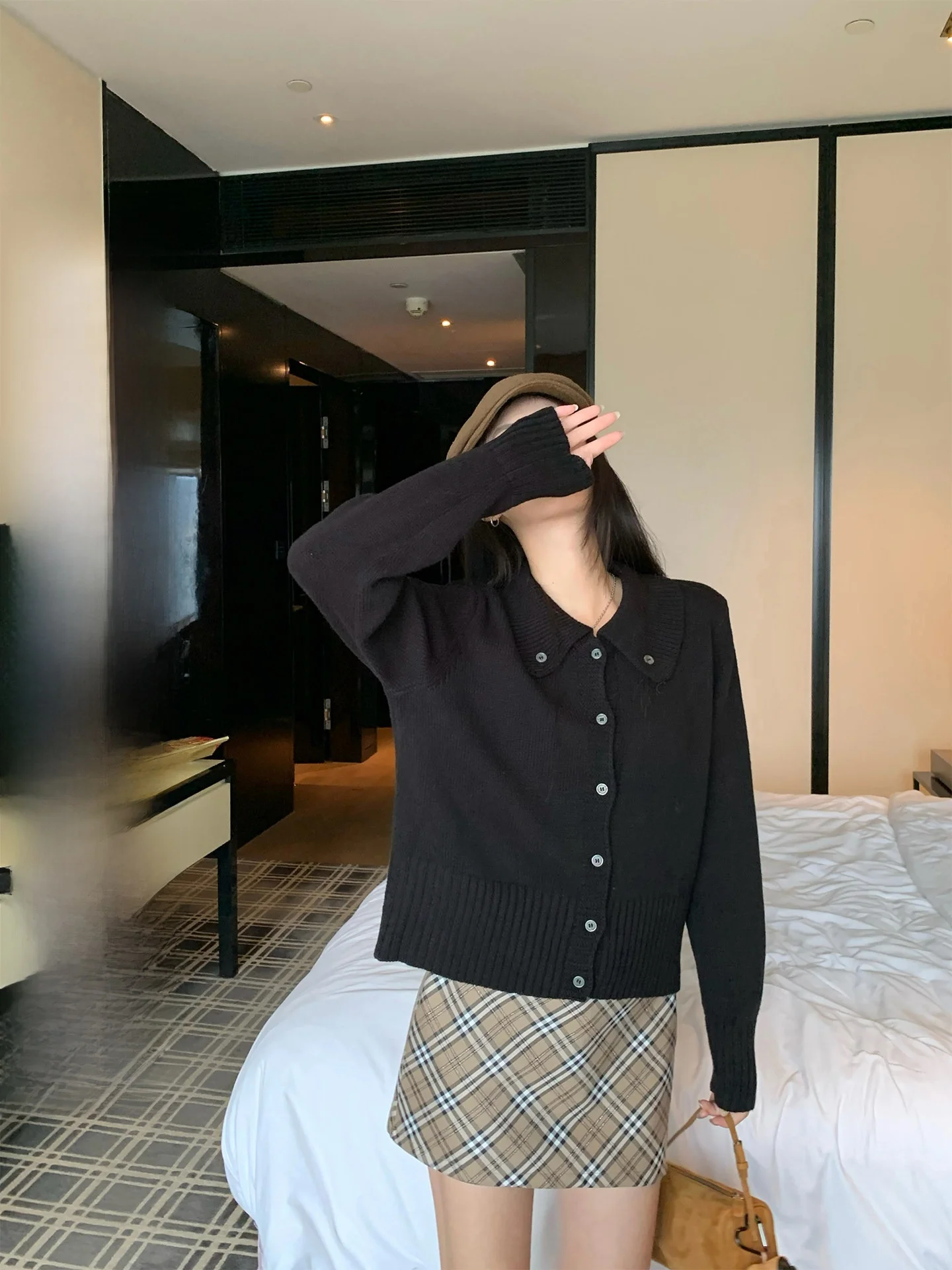 

Черный вязаный кардиган с длинными рукавами для женщин, свободный крой, осенне-зимний, повседневный, из смесового хлопка