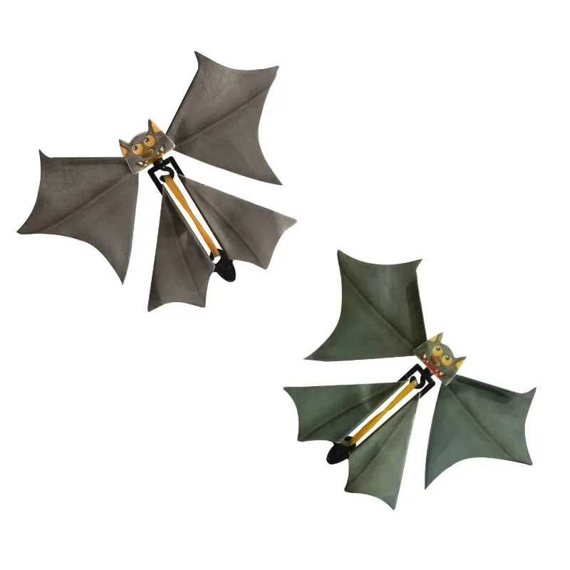 Flying Magic Bat Trick Toy Wind Up Clockwork Bat Surprise Scary Prank Novelty Toy Halloween Stage Magic Performance Prop