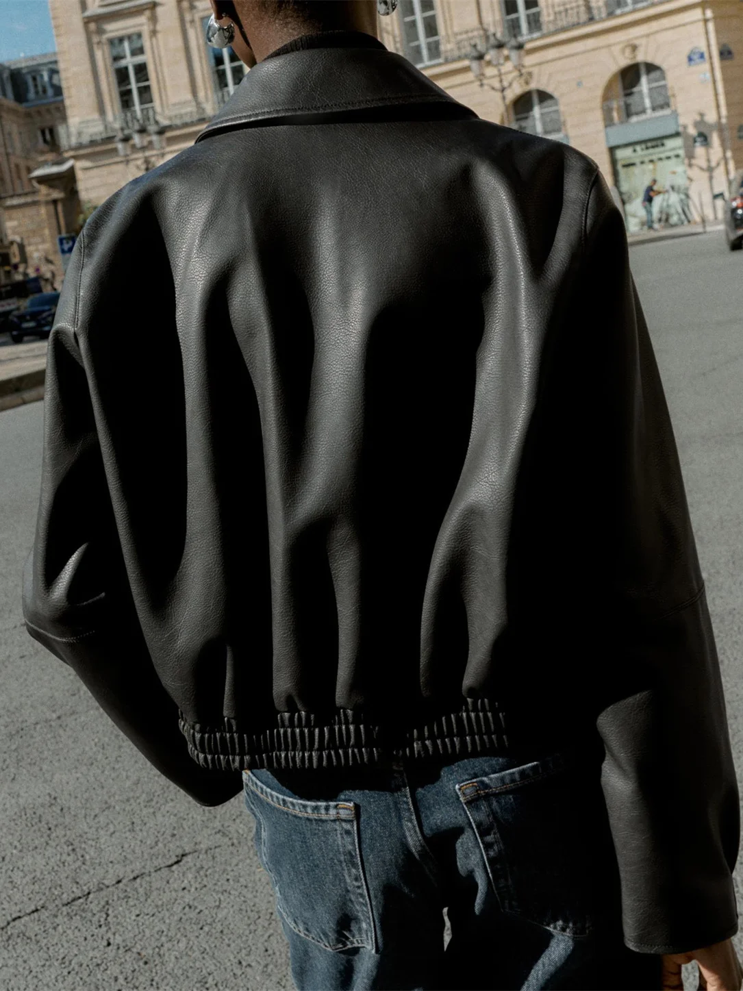 جاكيت جلد نحيف للنساء، معطف من الجلد الصناعي مزين بأزرار، تصميم عصري جديد لخريف 2023، طراز أمريكي بأكمام طويلة 638287 #2