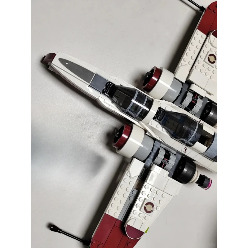 مجموعات مكعبات بناء طائرات محارب الفضاء 75402 متوافقة مع جزيئات ليغو مناسبة لهدايا عيد الميلاد 497 قطعة