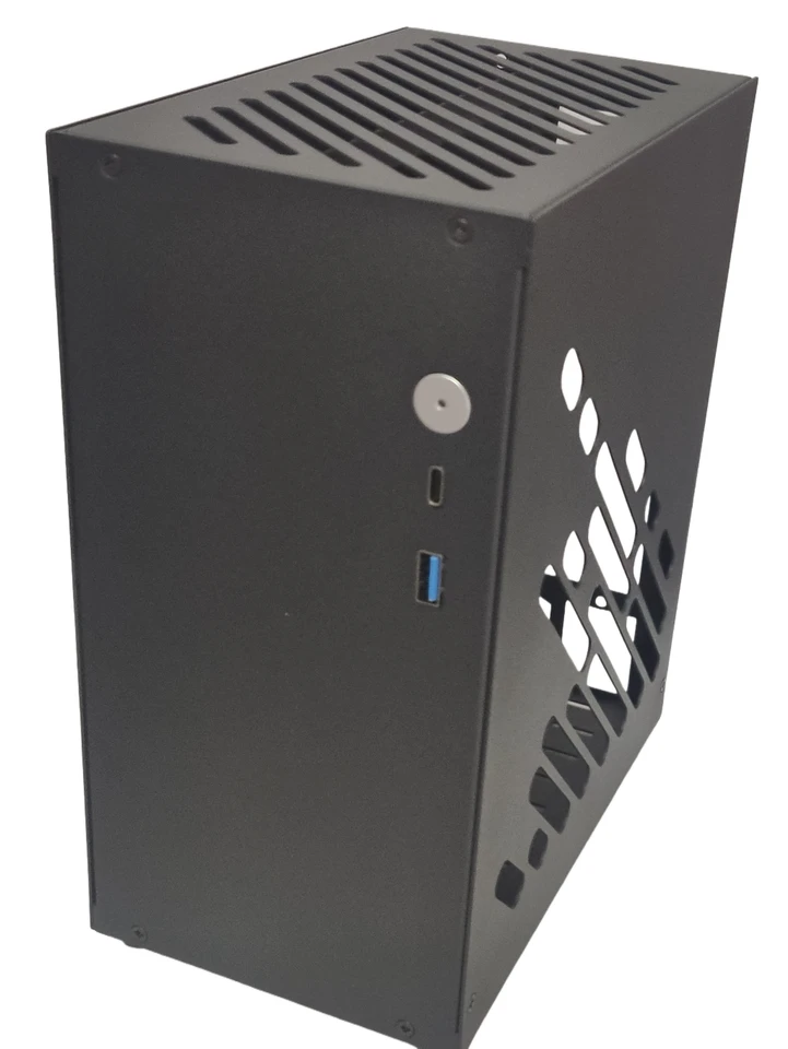 4.4L M24 Mini ITX A4 Chassis 180mm Graphics Card 47mm Full Speed