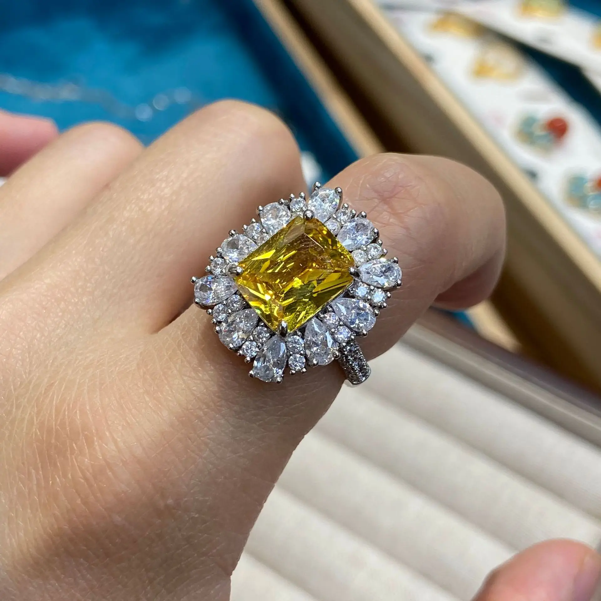 

fashion ring yellow flower elegant jewelry rectangle shiny crystal zirconia women open ring adjustable