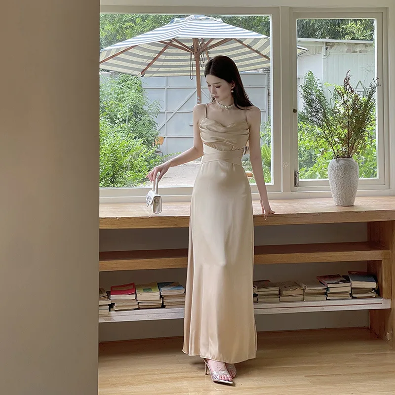 Vintage Satijn Strappy Kriskras Champagne-gekleurde Bodycon Jurken Voor Vrouwen Plooien Slanke Hotsweet Halter Jurk Avondjurk Gewaad