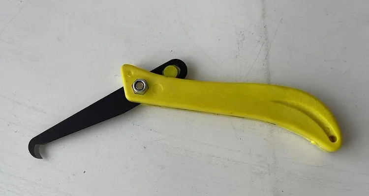 Knife Hook for Flat Sweater Knitting Machine Parts Roller Hook Knife