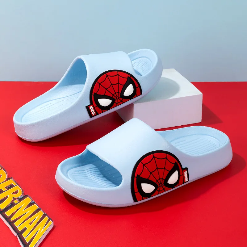 Moda ragazze ragazzi pantofole estive Disney Cartoon Spiderman bambini scarpe da casa morbide antiscivolo bambino bambini scarpe da spiaggia al