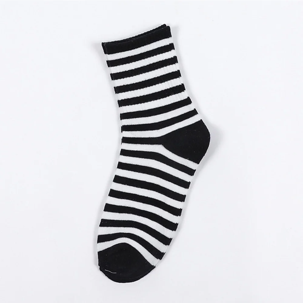 

Fashion Trendy Striped Funny Black White Cartoon Cow Socks Cow Print Cotton Hosiery Women Socks